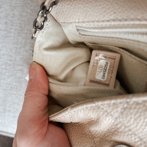 Authentic Chanel natural beauty flap bag ligh beige - Picture 9 of 13